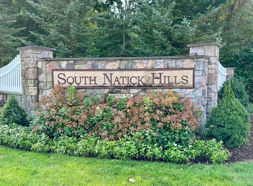 unit-403-17 Morgan Dr, Natick, MA, 01760-4292 | Card Image