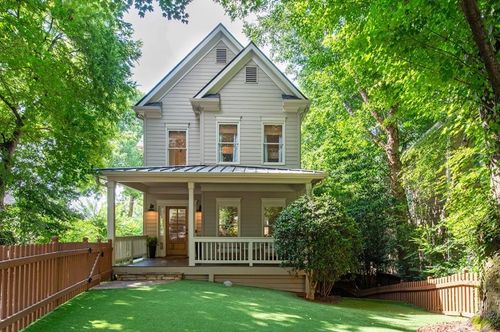 1064 Davis Cir Nw, Atlanta, GA, 30318-7525 | Card Image