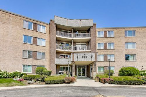 unit-205-900 E Wilmette Rd, Palatine, IL, 60074-6800 | Card Image