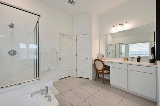 293 Cherrystone Loop, House other with 4 bedrooms, 4 bathrooms and 4 parking in Buda TX | Image 19
