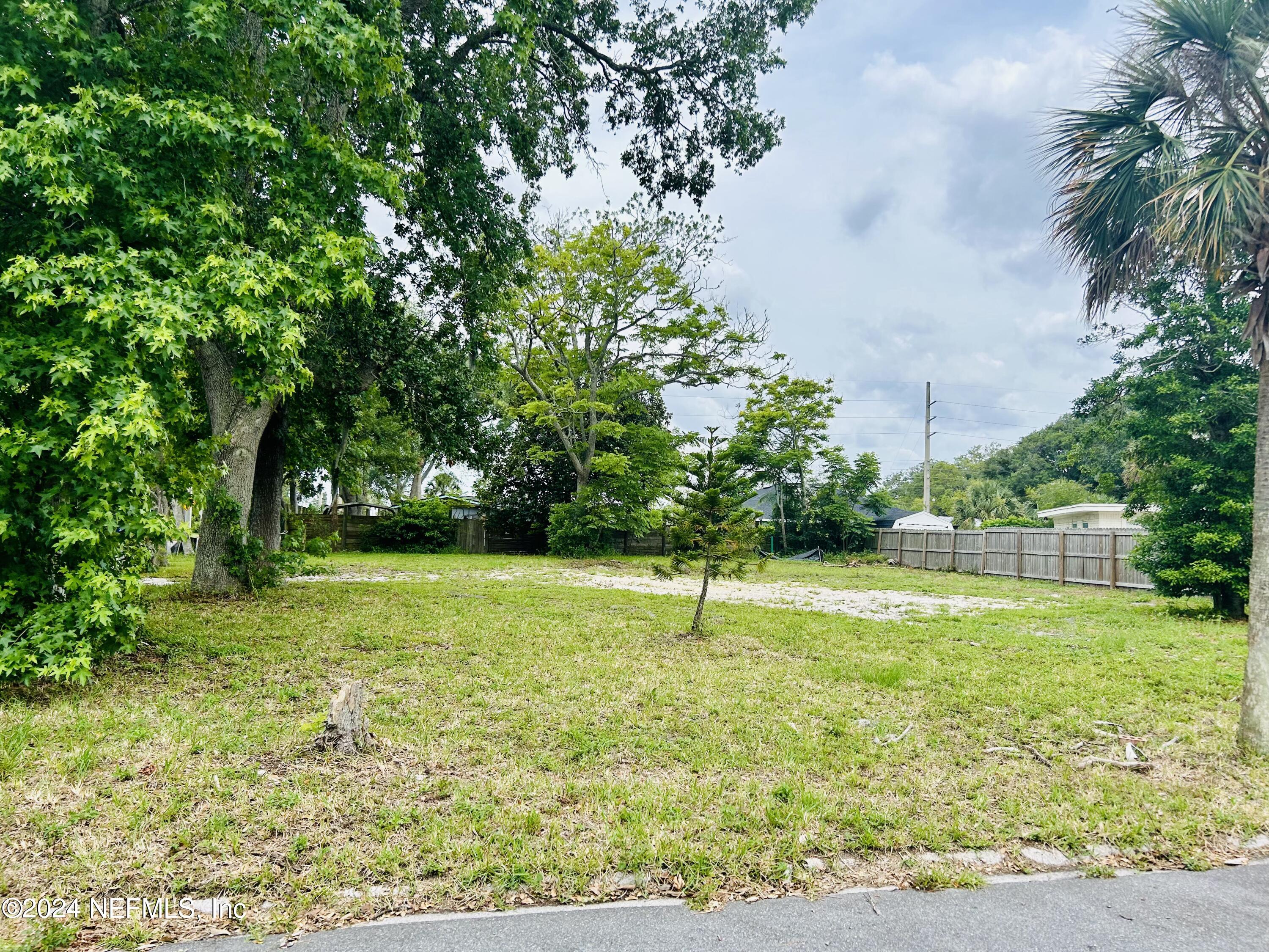 10th St, Jacksonville Beach, FL 32250 #1