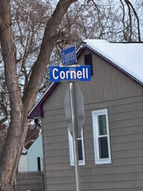 6606 Cornell St, Taylor, MI, 48180-1725 | Card Image