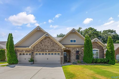 152 Autumn Cove Dr, Madison, AL, 35756-8287 | Card Image