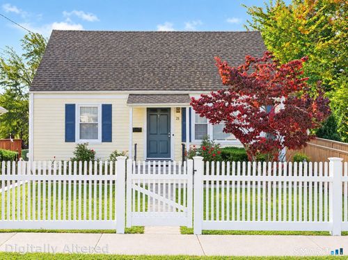 21 Van Buskirk Ave, Stamford, CT, 06902-6118 | Card Image