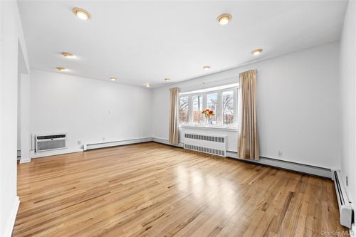 64-14 218th St, Bayside, NY, 11364-2238 | Card Image