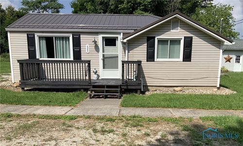 11 Maple St, Bloomville, OH, 44818 | Card Image