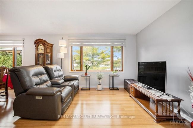 3396 Calabogie Rd, House other with 3 bedrooms, 2 bathrooms and 8 parking in Burnstown ON | Image 9