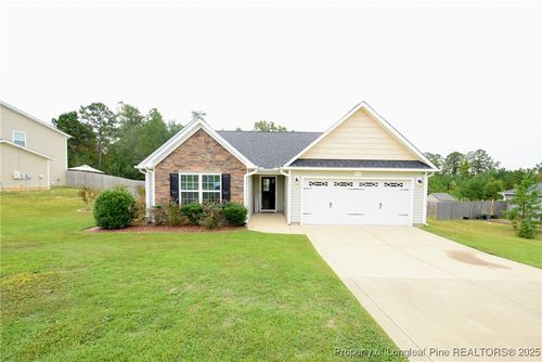 431 New Castle Ln, Spring Lake, NC, 28390-6013 | Card Image