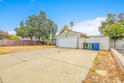 3118 Eastern Ave, Sacramento, CA, 95821-4007 | Card Image