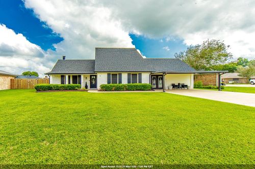 9 Summerfield Dr, Houma, LA, 70360-7243 | Card Image