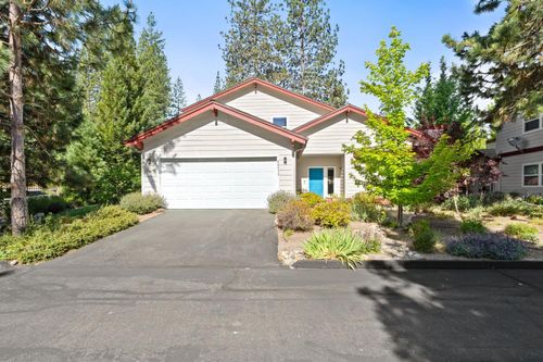40513 Road 222, Bass Lake, CA, 93604-9779 | Card Image