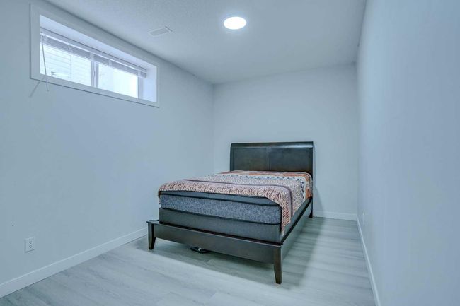24 Corner Meadows Row Ne, House detached with 6 bedrooms, 3 bathrooms and 7 parking in Calgary AB | Image 42
