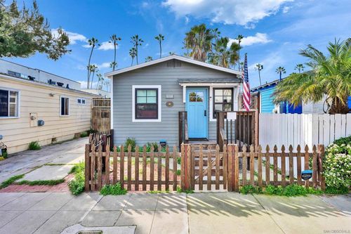 5119 Lotus St, San Diego, CA, 92107-1309 | Card Image
