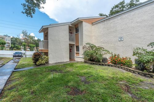 102-675 99th Ave N, SAINT PETERSBURG, FL, 33702-2245 | Card Image