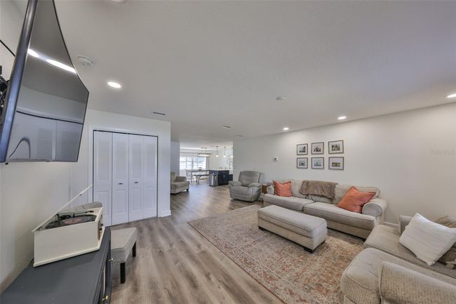 6333 Spanish Main Dr, House other with 2 bedrooms, 2 bathrooms and null parking in APOLLO BEACH FL | Image 12