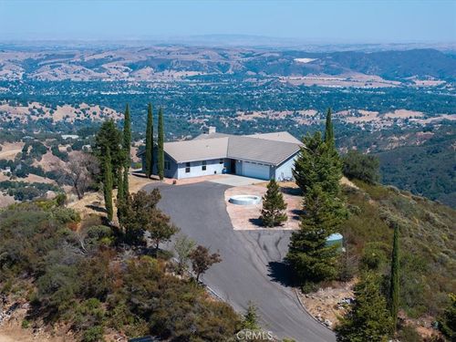 13750 Falcon Rd, Atascadero, CA, 93422-2000 | Card Image