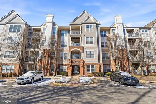 unit-2201-3015 Nicosh Cir, FALLS CHURCH, VA, 22042-1236 | Card Image