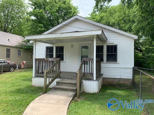 2915 Battle Dr Nw, Huntsville, AL, 35816-3917 | Card Image