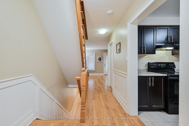 876 Jempson Path, House attached with 4 bedrooms, 3 bathrooms and 1 parking in Milton ON | Image 10