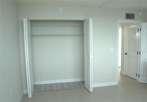 149-7560 Bay Island Dr S, SOUTH PASADENA, FL, 33707-4540 | Card Image