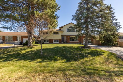 6 Champa Drive, St Catharines, ON, L2M3K1 | Card Image