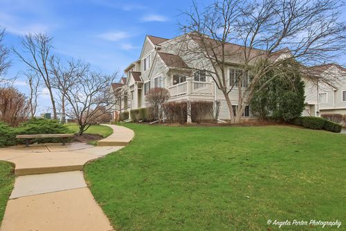 324-324 New Haven Dr, Cary, IL, 60013-1812 | Card Image