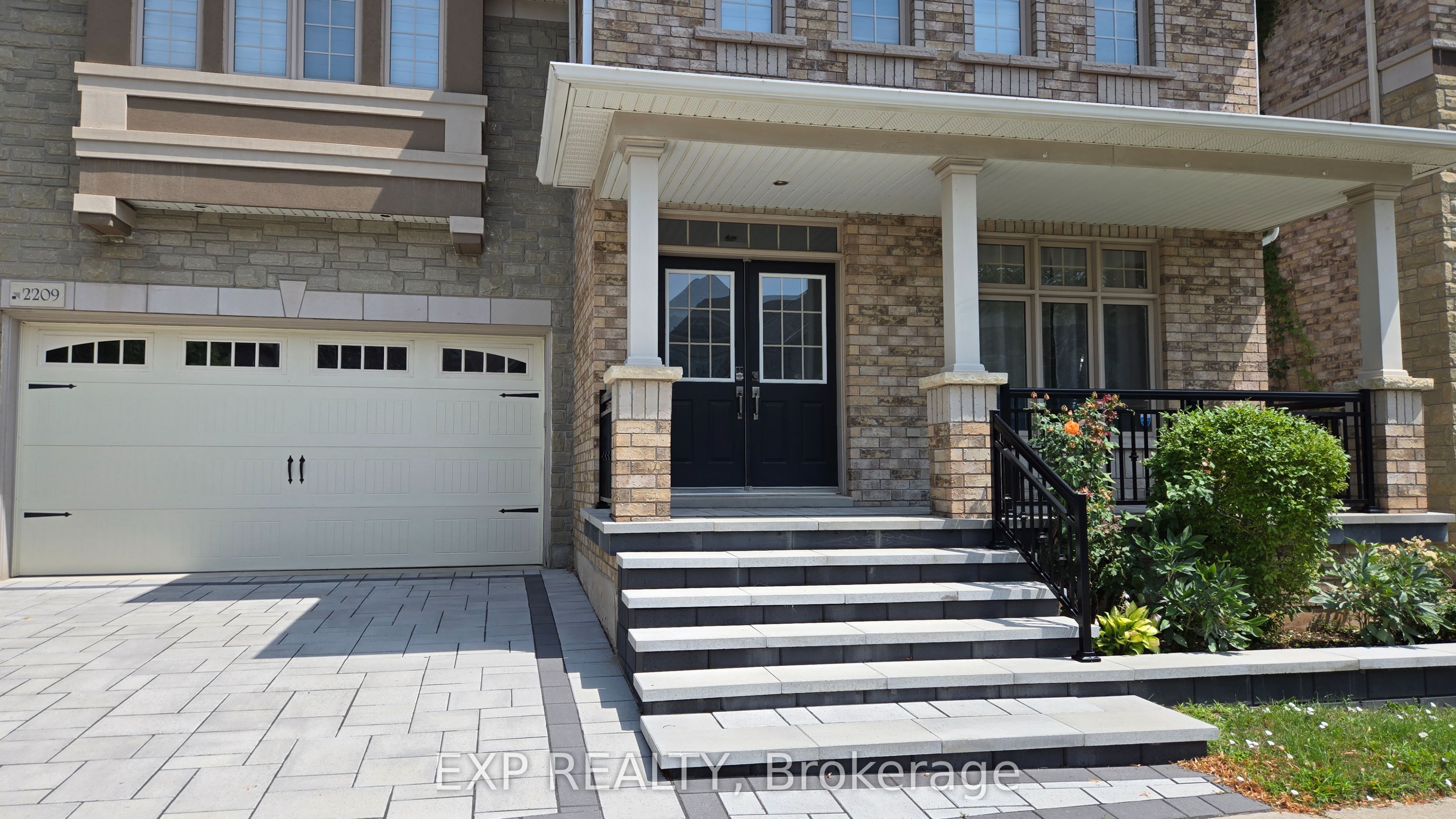 Residential Lease in Oakville 2