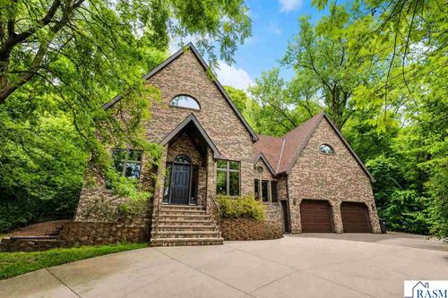 950 Belvista Drive, North Mankato, MN, 56003 | Card Image