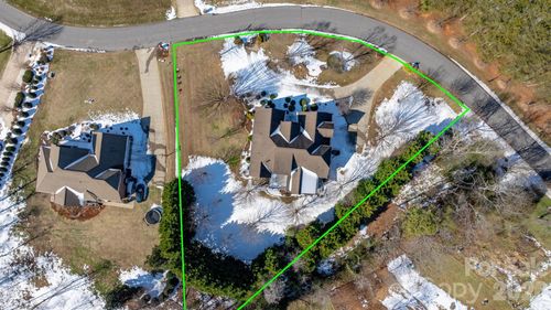 2301 Willow Creek Dr, Newton, NC, 28658-4223 | Card Image