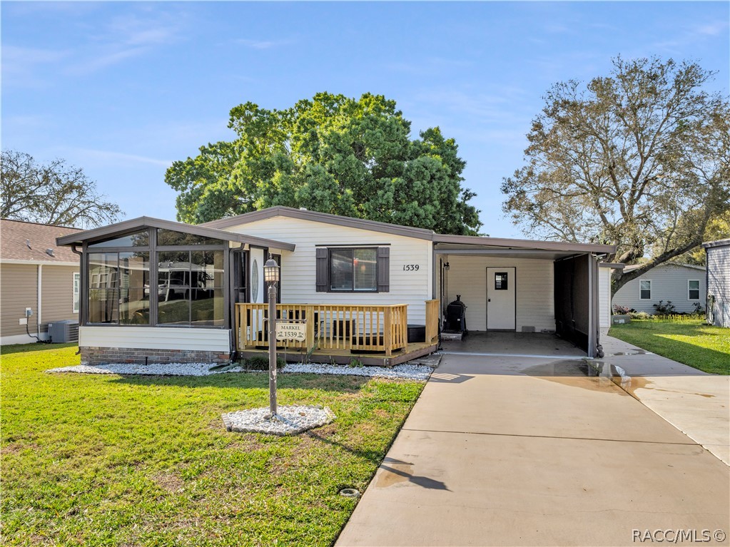 Schwartz Blvd, Lady Lake, FL 32159