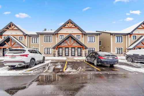 410-99 St-Moritz Terr, Embrun, ON, K0A1W0 | Card Image