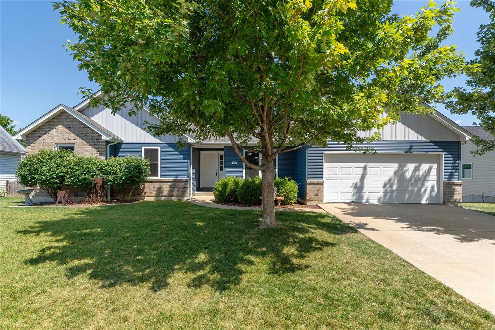 Cathedral Dr, Wentzville, MO 63385