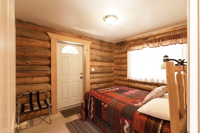 Cabin 10 Interior | Image 51