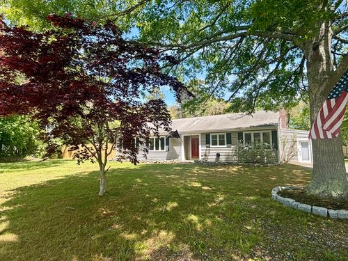 17 Kensington Dr, Sandwich, MA, 02563-2444 | Card Image