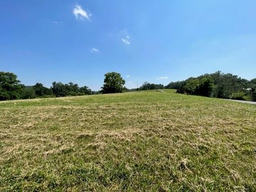 77-78 Holly Bend Dr, Byrdstown, TN, 38549 | Card Image