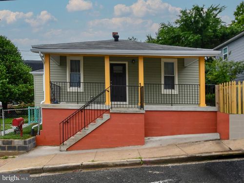 6305 Field St, CAPITOL HEIGHTS, MD, 20743-1650 | Card Image