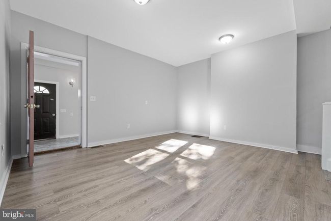 1826 Us Highway 1, Home with 5 bedrooms, 2 bathrooms and null parking in LAWRENCE TOWNSHIP NJ | Image 8