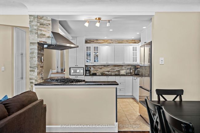 797 Hamlet Rd, House other with 2 bedrooms, 2 bathrooms and 2 parking in Ottawa ON | Image 12