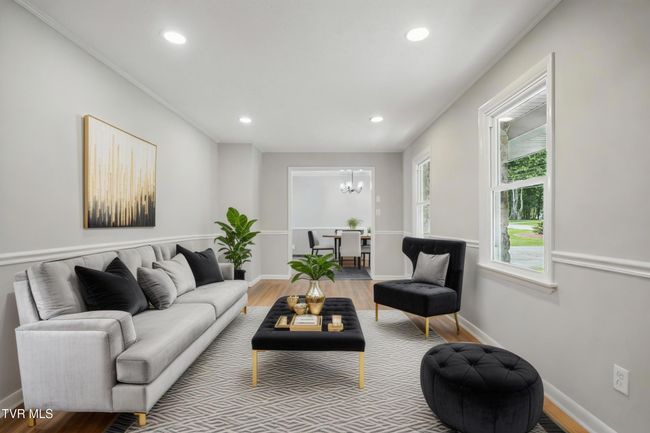 virtually staged living room | Image 22