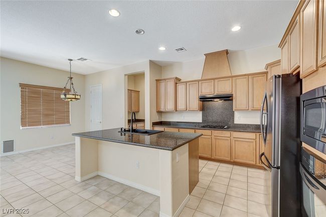 7504 Via Sistina St, House other with 3 bedrooms, 4 bathrooms and null parking in Las Vegas NV | Image 18
