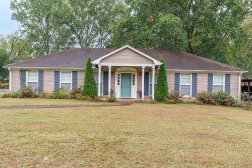 110 Creekwood Dr, Florence, AL, 35630-6617 | Card Image