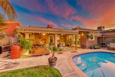 838 Zinnia Circle, House other with 3 bedrooms, 1 bathrooms and null parking in Henderson NV | Image 2