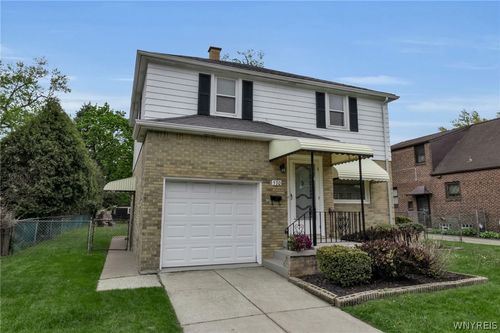 570 Roycroft Blvd, Cheektowaga, NY, 14225-1052 | Card Image