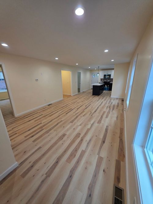 871-871 Worthington St, Springfield, MA, 01105-1123 | Card Image