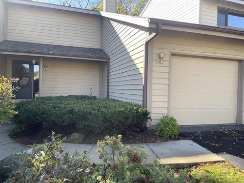 5933 Forest Ln, Fitchburg, WI, 53711-5171 | Card Image