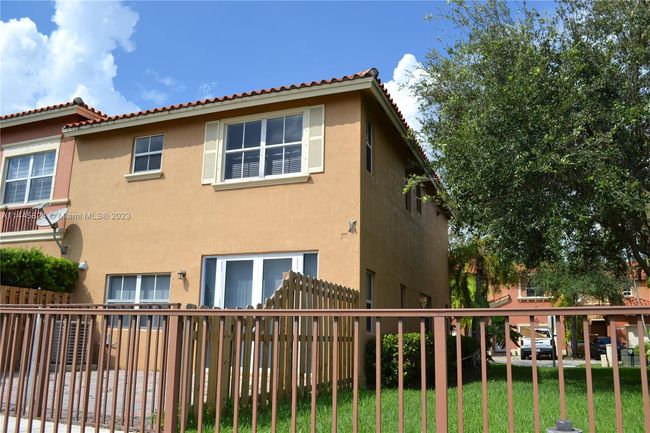 0 - 15278 Sw 30th Ter, Townhouse with 3 bedrooms, 2 bathrooms and null parking in Miami FL | Image 30