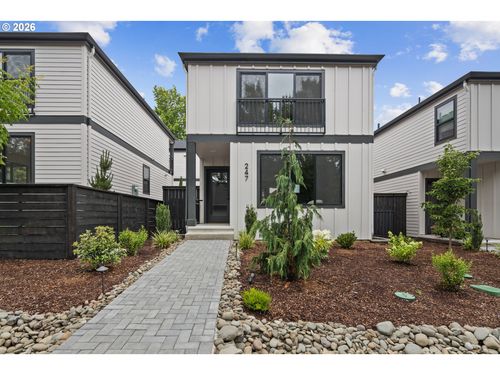 247 E Ave, Lake Oswego, OR, 97034-2365 | Card Image