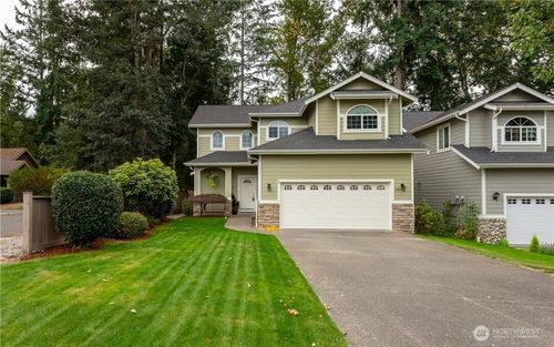 9170 Eagle Point Loop Road Sw, Lakewood, WA, 98498 | Card Image