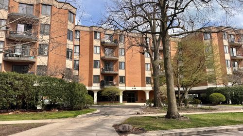 101-835 Judson Ave, Evanston, IL, 60202-2491 | Card Image