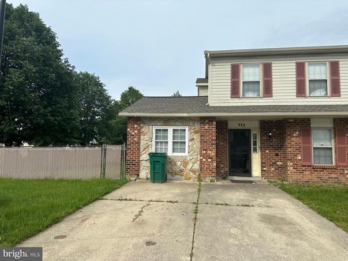 400 Calburn Ct, BEAR, DE, 19701-1259 | Card Image
